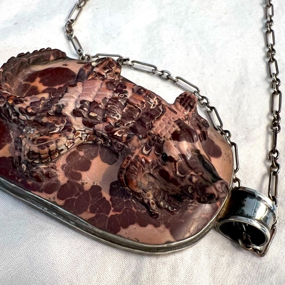 Carved Jasper Alligator Necklace - Picture 3 of 4